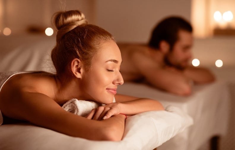 Paarmassage Bern — Entspannung zu zweit