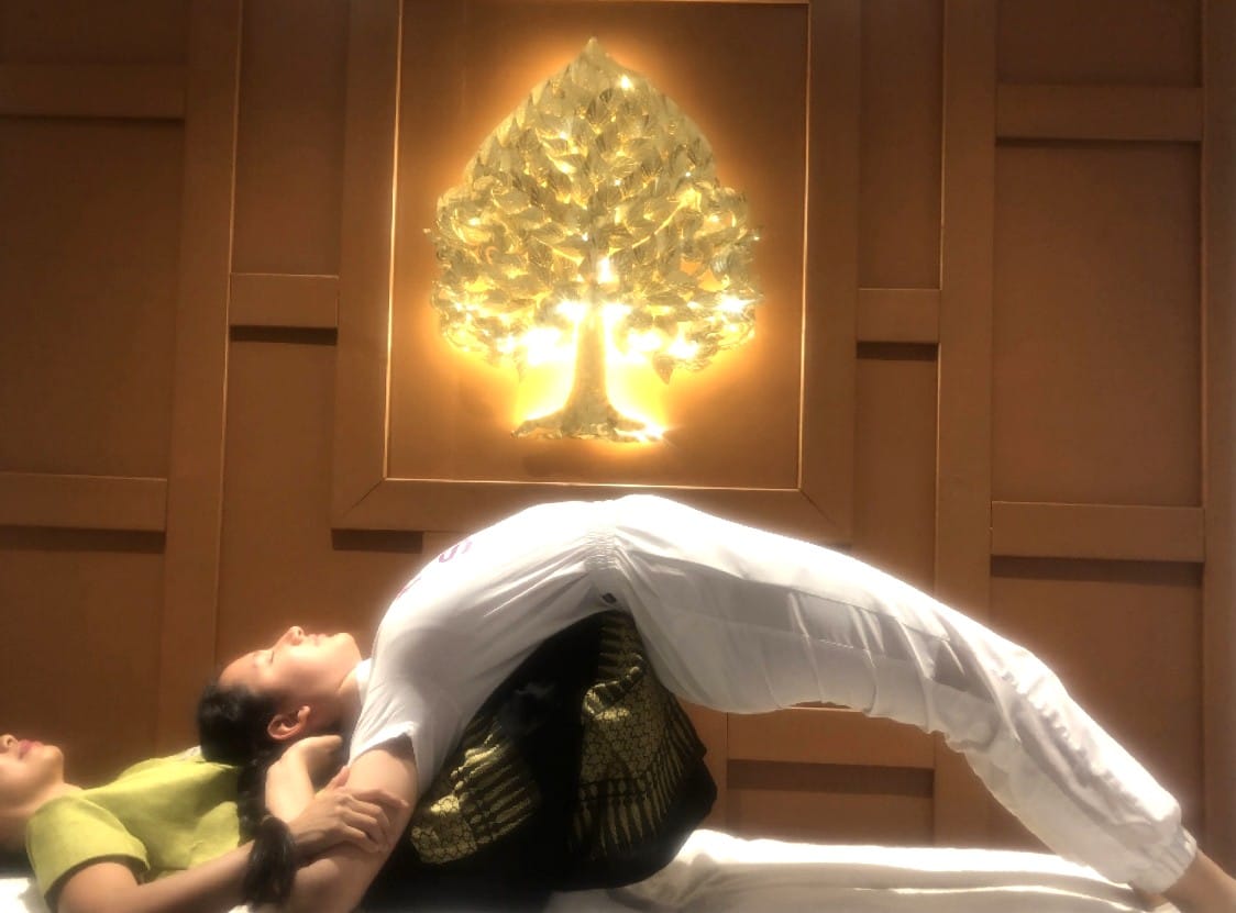 Traditionelle Thai Yoga Massage